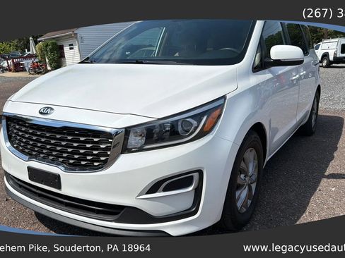 Used 2019 Kia Sedona LX FWD image 3