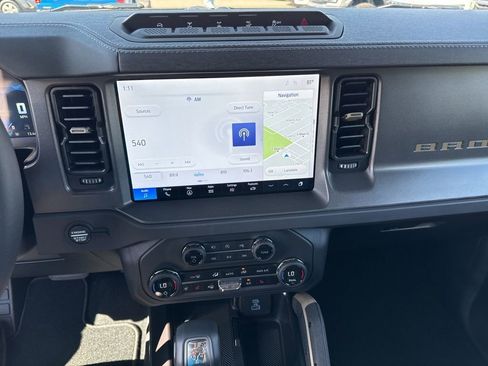 New 2025 Ford Bronco Badlands image 9