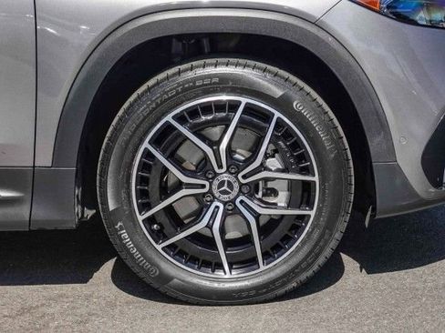 Used 2023 Mercedes-Benz EQB 350 4MATIC SUV image 11