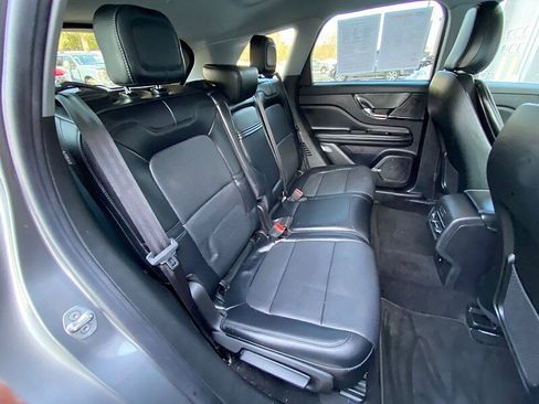 Used 2022 Lincoln Corsair AWD w/ Premium Package image 37