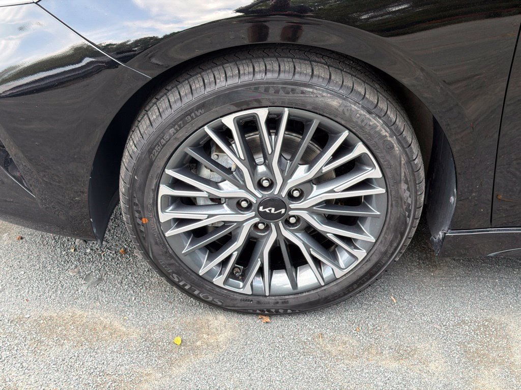 Used 2023 Kia Forte GT-Line FWD image 5