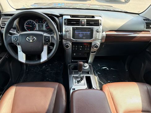Used 2018 Toyota 4Runner Limited AWD/4WD image 18