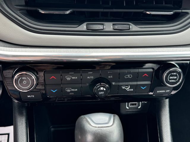 Used 2023 Jeep Compass Limited AWD/4WD image 49
