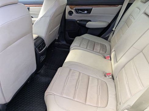 Used 2017 Honda CR-V Touring image 31