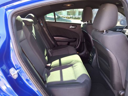 Used 2019 Dodge Charger SXT w/ Blacktop Package image 30