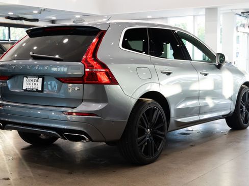 Used 2019 Volvo XC60 T8 R-Design AWD/4WD image 4