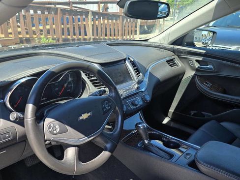 Used 2014 Chevrolet Impala LT w/ Convenience Package image 6