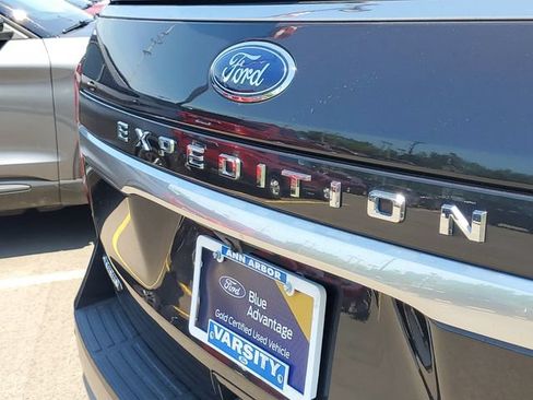 Certified 2024 Ford Expedition Platinum AWD/4WD image 6