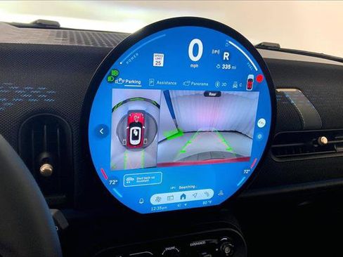 Certified 2025 MINI Cooper S image 17