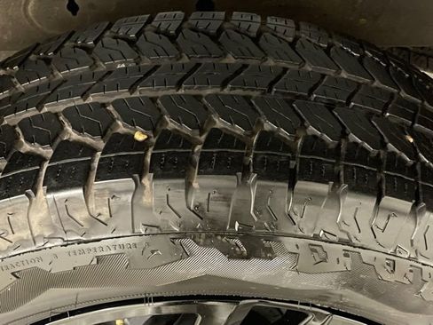 Used 2024 Chevrolet Silverado 1500 Custom w/ Turbomax Blackout Package image 26