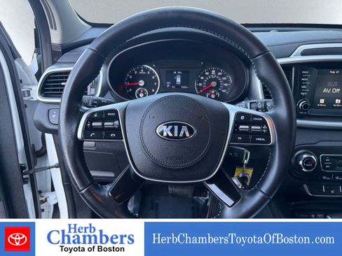 Used 2020 Kia Sorento LX w/ LX I4 Convenience Package AWD/4WD image 17