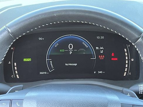 Used 2025 Toyota Camry SE FWD image 13