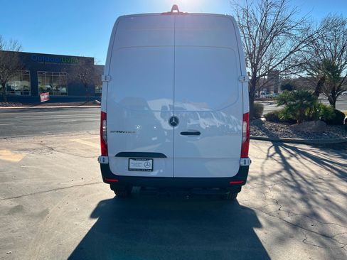 New 2026 Mercedes-Benz Sprinter 2500 image 4