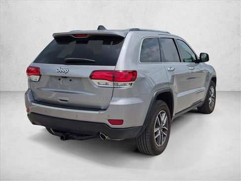 Used 2021 Jeep Grand Cherokee Limited RWD image 3