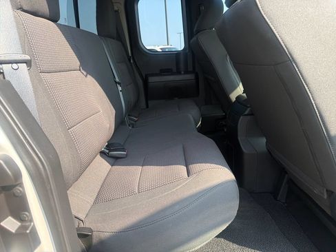 Used 2015 Nissan Titan SV w/ SV Value Truck Package AWD/4WD image 24