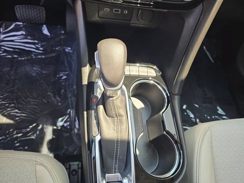 Used 2021 Buick Encore GX Preferred w/ Sport Touring Package FWD image 21