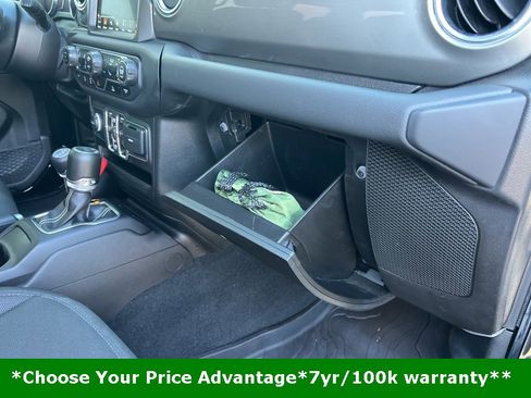 Certified 2022 Jeep Wrangler Unlimited Sahara w/ Cold Weather Group image 29