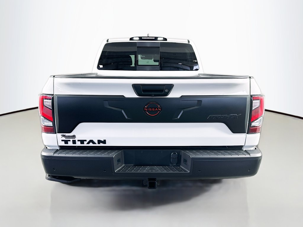 Used 2023 Nissan Titan PRO-4X w/ Pro-4x Convenience Package AWD/4WD image 6