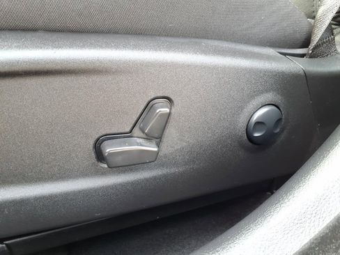 Used 2023 Dodge Charger R/T w/ Blacktop Package image 5