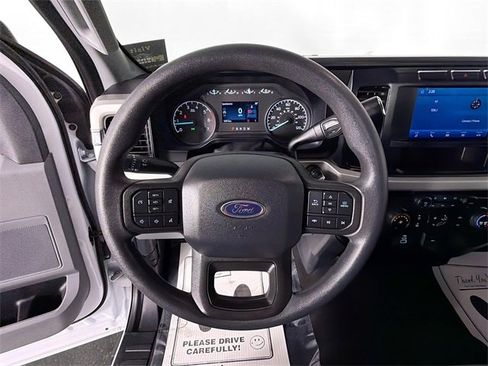Used 2024 Ford F350 XLT image 11