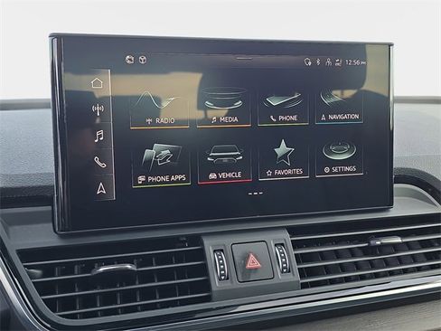 Used 2022 Audi Q5 2.0T Premium Plus image 24