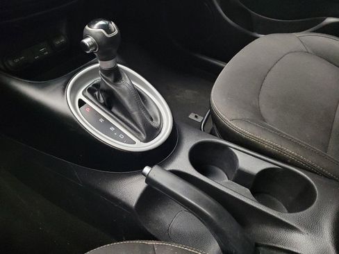 Used 2017 Kia Soul FWD image 26