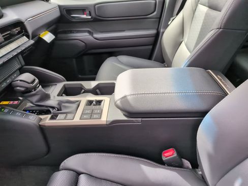 New 2026 Toyota Land Cruiser w/ Premium Package AWD/4WD image 24