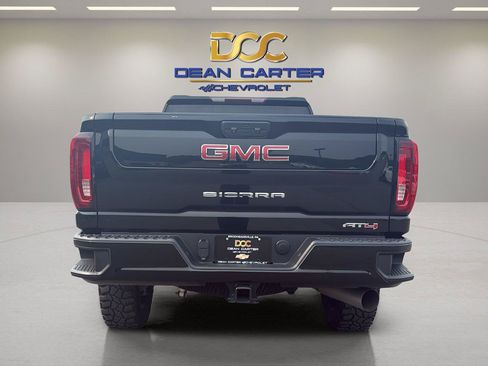 Used 2022 GMC Sierra 2500 AT4 AWD/4WD image 4