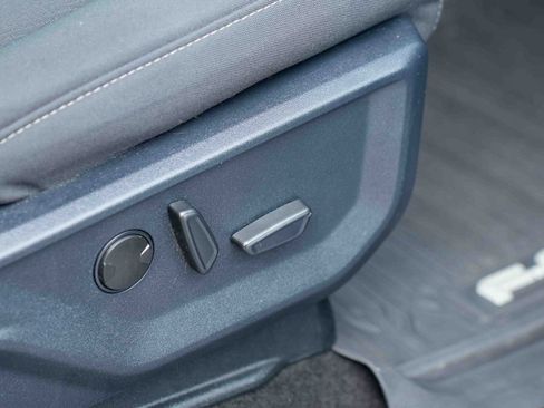 Used 2022 Ford F150 XLT w/ Equipment Group 302A High image 19