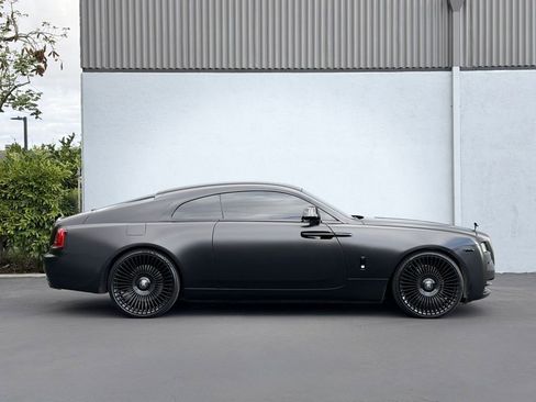 Used 2014 Rolls-Royce Wraith image 19