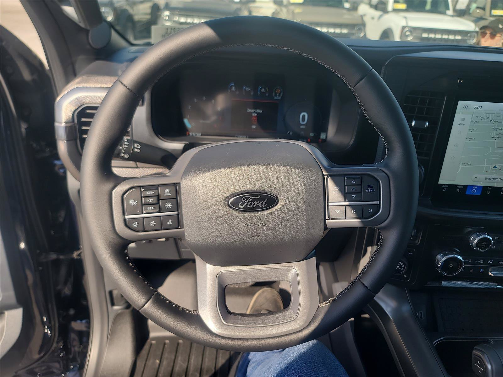 New 2025 Ford F150 Lariat w/ Equipment Group 502A High AWD/4WD image 27