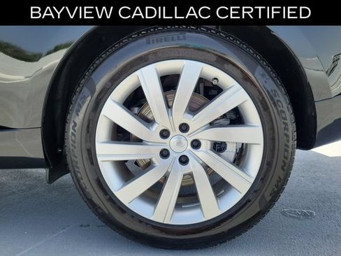 Used 2025 Land Rover Range Rover Long Wheelbase SE AWD/4WD image 12