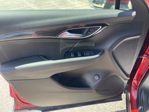 Used 2023 Buick Envision Preferred FWD image 8