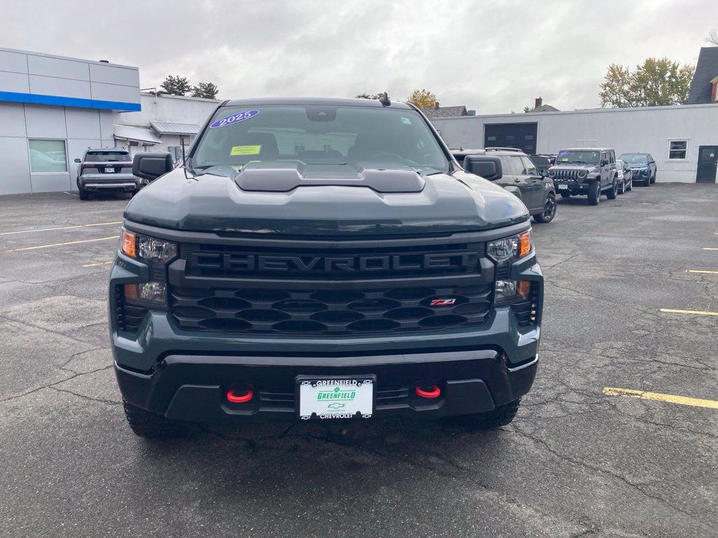 Used 2025 Chevrolet Silverado 1500 Custom Trail Boss AWD/4WD image 2