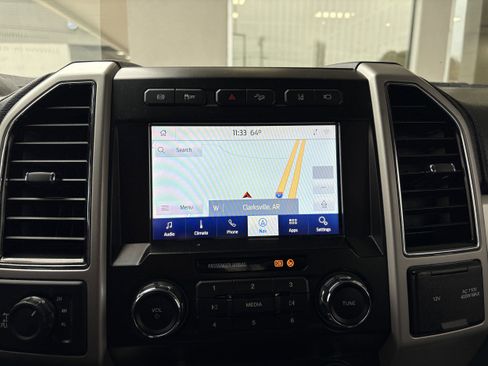 Used 2020 Ford F250 Lariat w/ Lariat Value Package AWD/4WD image 16