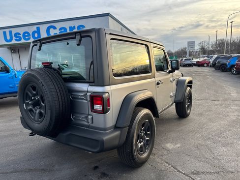 Used 2020 Jeep Wrangler Sport image 5