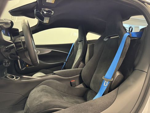 New 2026 McLaren Artura image 10