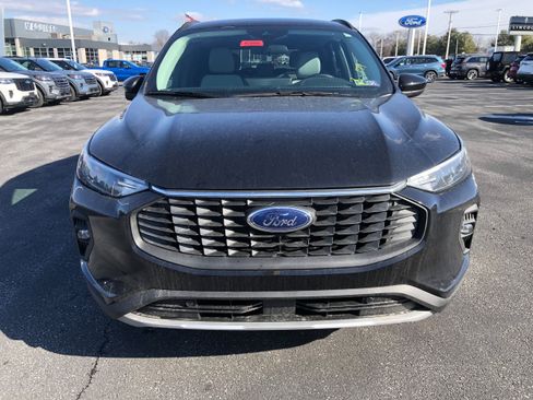 New 2025 Ford Escape SE w/ Class II Trailer Tow Package FWD image 7