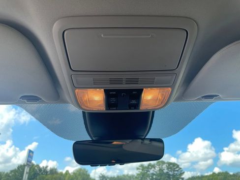 Used 2025 Honda Odyssey EX-L image 25