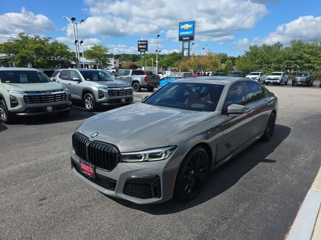 Used 2022 BMW 750i xDrive w/ Executive Package AWD/4WD image 6