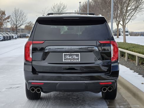 Used 2023 GMC Yukon XL Denali Ultimate image 5