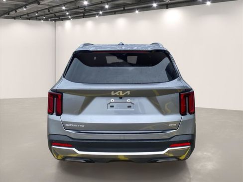 Used 2025 Kia Sorento SX Prestige AWD/4WD image 7