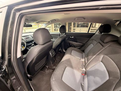 Used 2015 Kia Sportage LX AWD/4WD image 12