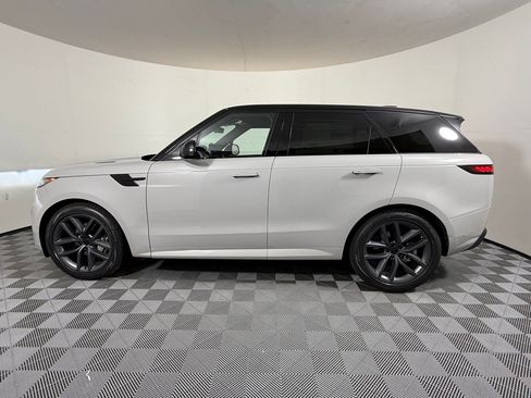 New 2026 Land Rover Range Rover Sport Dynamic SE AWD/4WD image 2