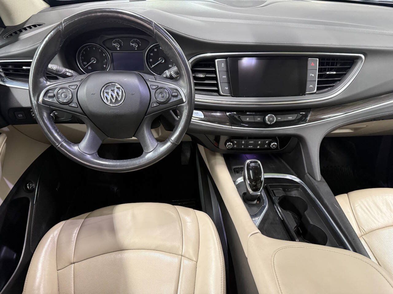 Used 2018 Buick Enclave Premium w/ Experience Buick Package AWD/4WD image 10