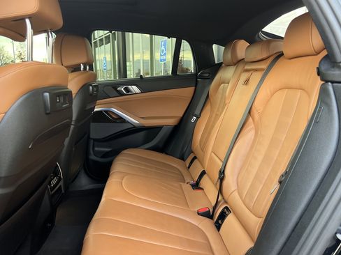 Used 2020 BMW X6 xDrive40i w/ M Sport Package image 23