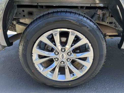 Used 2017 Ford F150 Lariat w/ Equipment Group 502A Luxury image 74