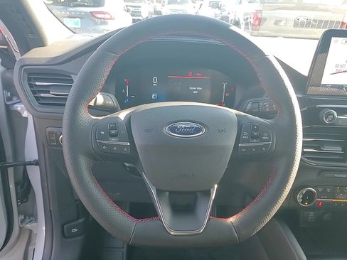 New 2025 Ford Escape ST-Line w/ Cold Weather Package image 27