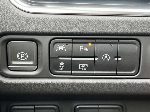 Used 2023 Chevrolet Tahoe RST w/ Luxury Package image 38