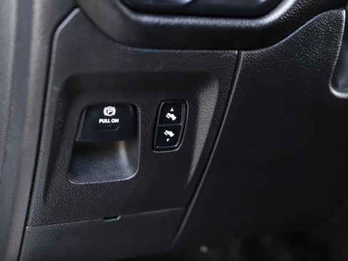 Used 2020 RAM 1500 Laramie AWD/4WD image 11